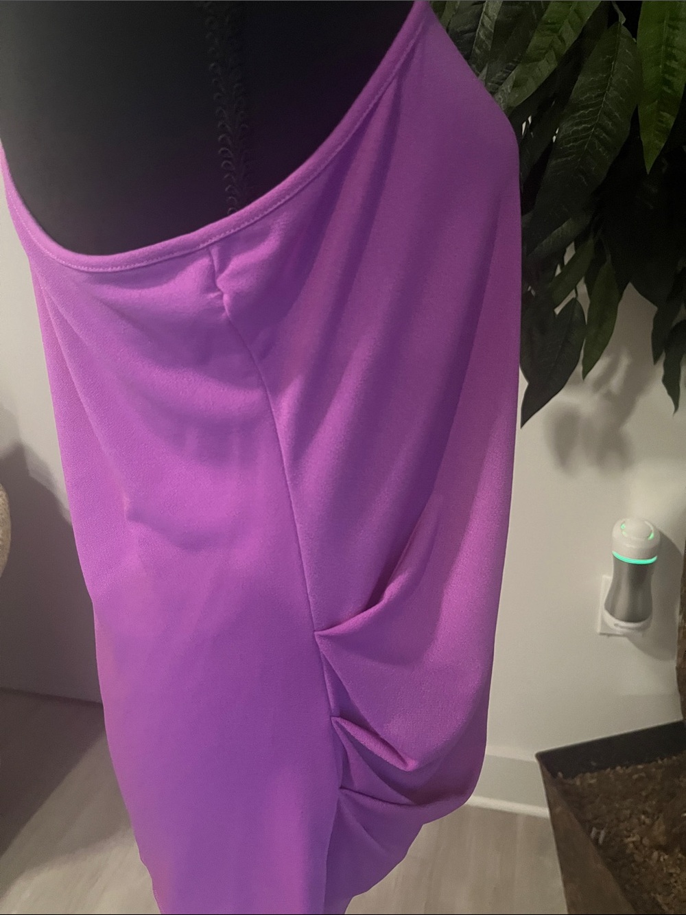 Express One-Shoulder Purple Top - Picture 5 of 5